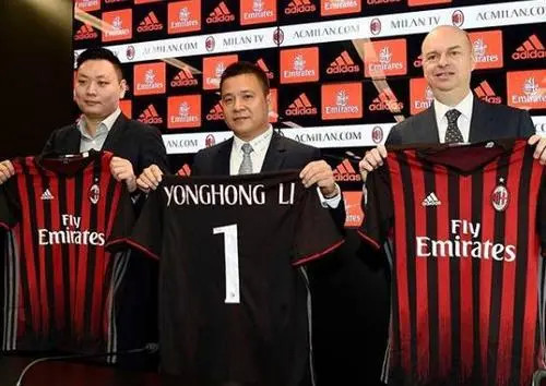 增添了光彩 增添了光彩